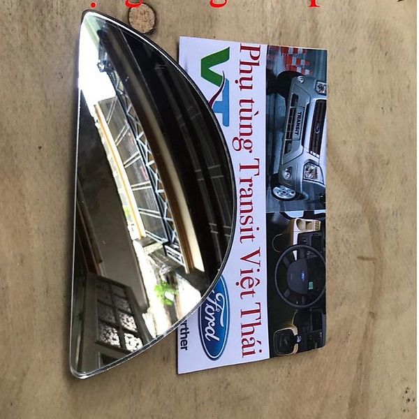 Mặt gương kính chiếu hậu nhỏ bên phụ phải Ford Transit