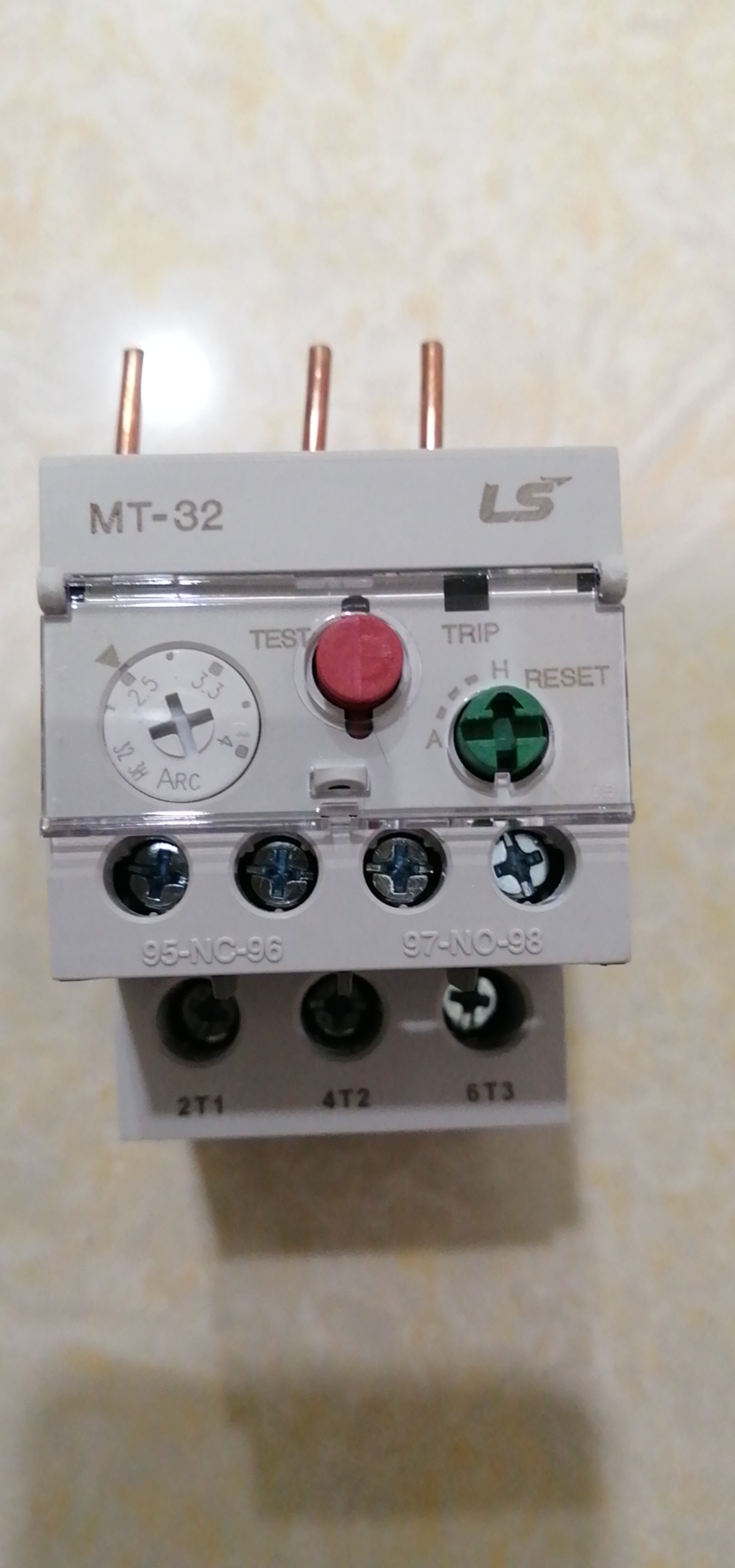 Relay nhiệt ls chính hãng mt-32 3p dãi dòng từ : 2.5-4a
