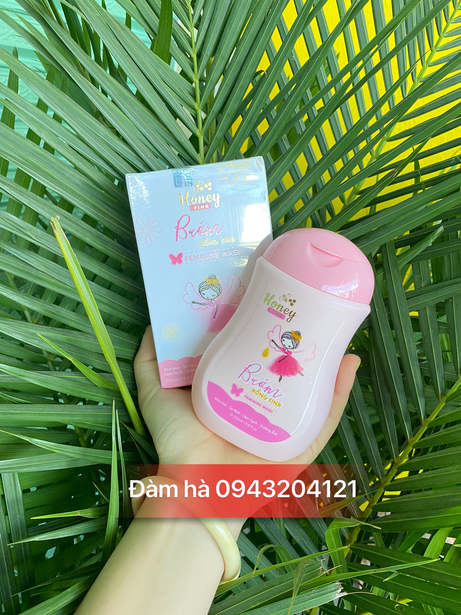 Dung dich vệ sinh honey pink - bướm hồng xinh 200ml