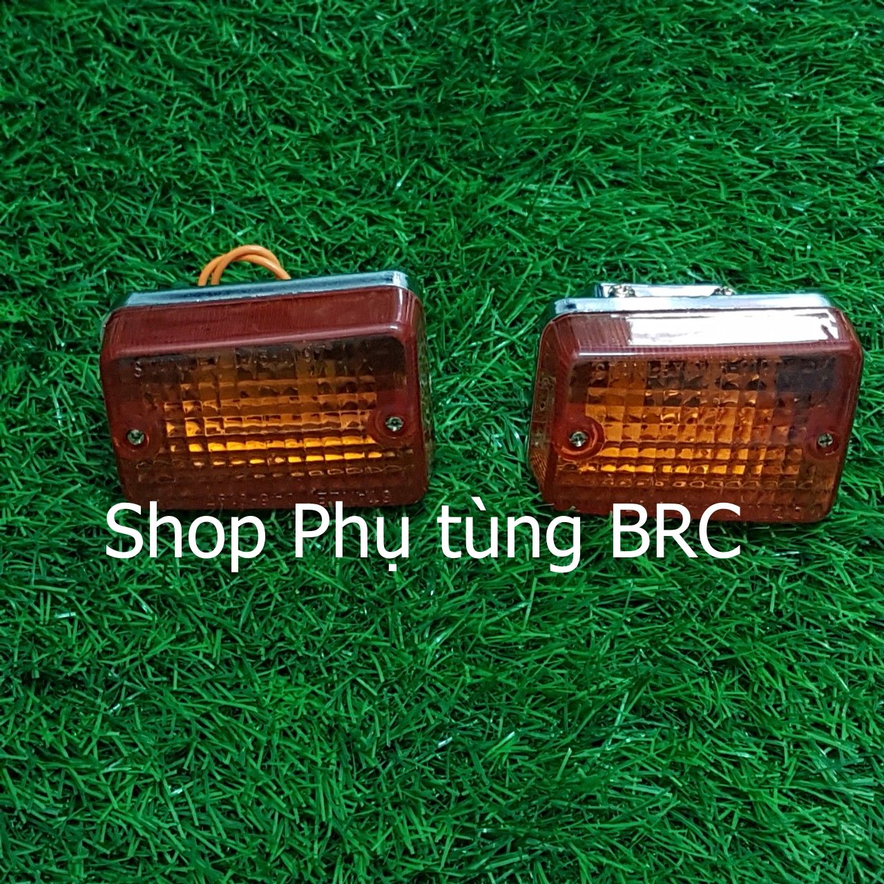 Cặp đèn xi nhan trước xe CUB 82 , DD ( Shop uy tín. Giá Tốt. Mua Ngay)