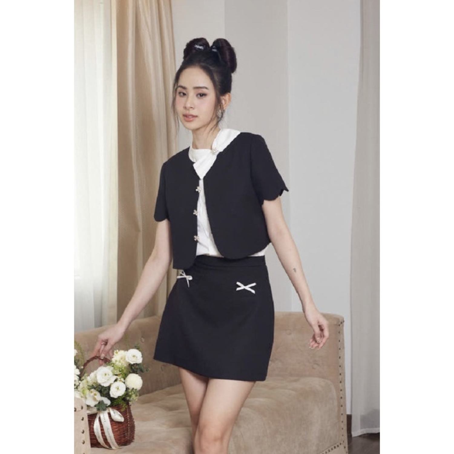 Áo khoác tay lượn đính đá phối chân váy đính nơ - Thiết kế cao cấp Méli