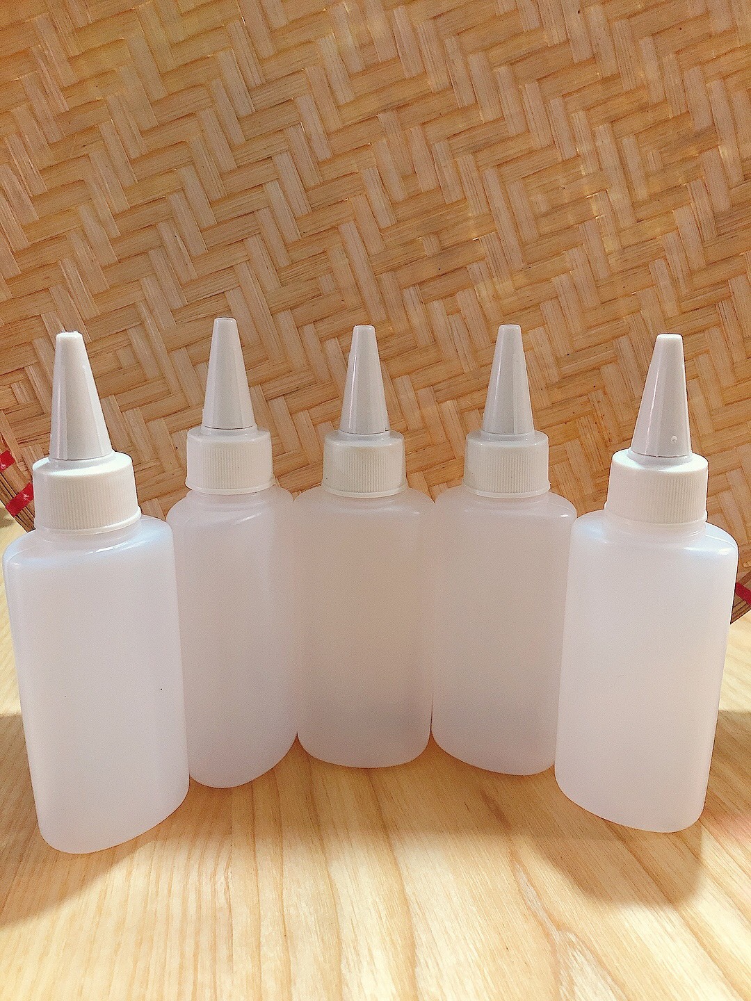 Combo 200 Chai nhựa AC mềm nút nhọn nhỏ giọt 100ml đựng sốt ,chai nhựa xịt bơ