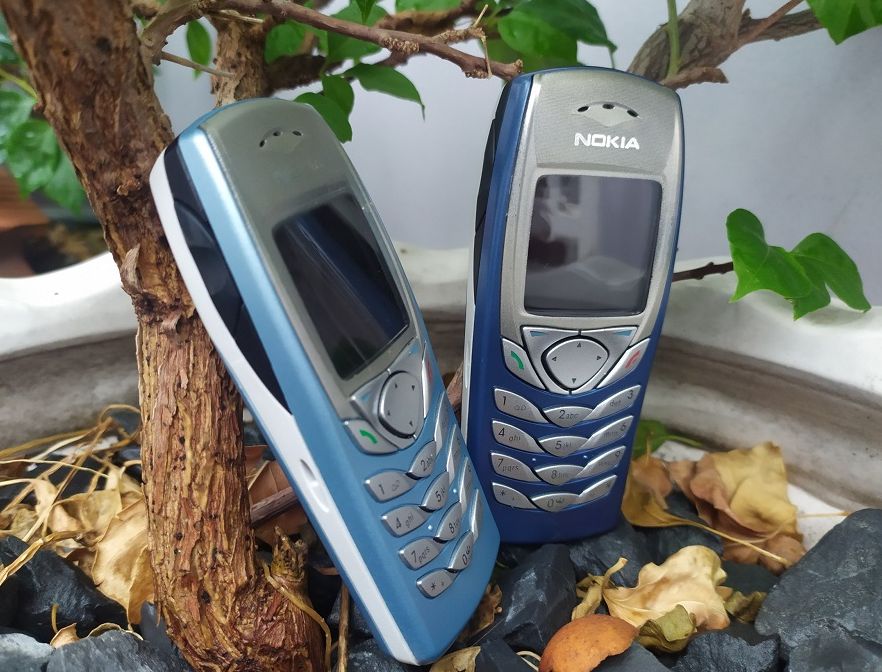 Điện thoại cổ Nokia 6100 Chính hãng - Mạnh mẽ và đầy phong cách