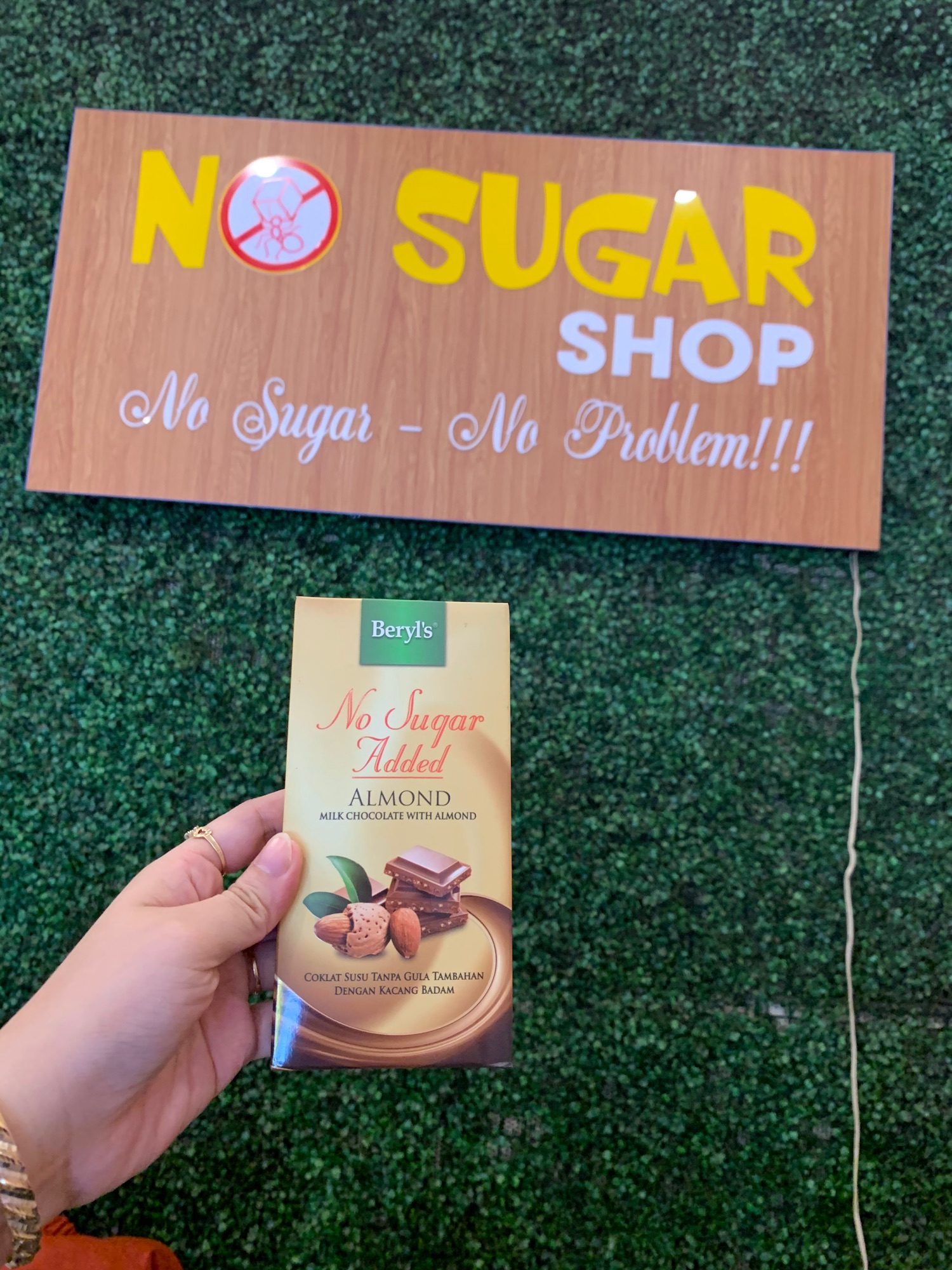 Chocola Berly’s hạnh nhân không đường