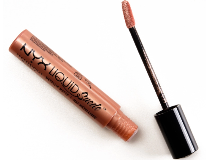 Son kem lì ánh kim NYX Liquid Suede Cream Metallic Matte Lipstick 38 - Cam nhũ ánh nude lấp lánh