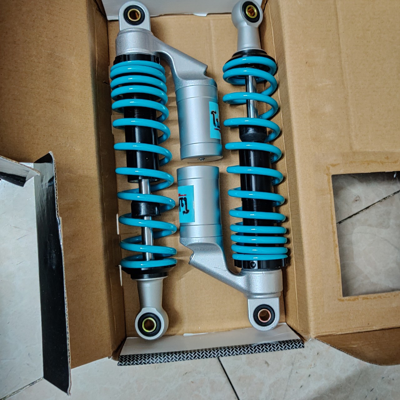 Phuộc bình dầu Thái Lan gắn cho các xe Dream Wave Axelo Ellegant Blade Cub 330 Future