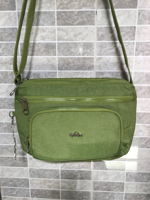 GIỎ ĐEO KIPLING VNXK VẢI DÙ HÌNH KHỈ ẨN - Ms 39