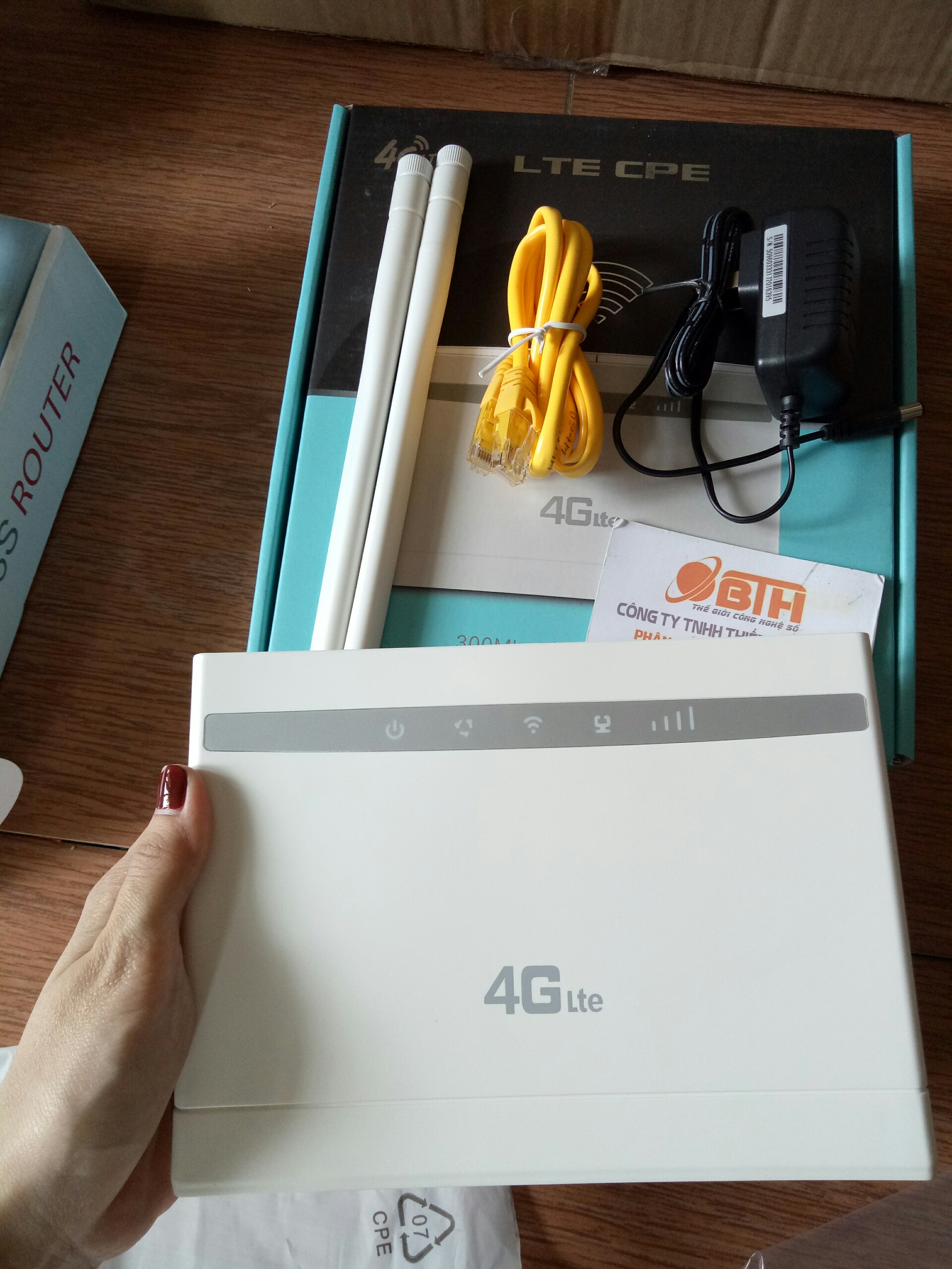Bộ phát wifi từ sim 4G CPE CP101 Tặng kèm 2 râu wifi.
