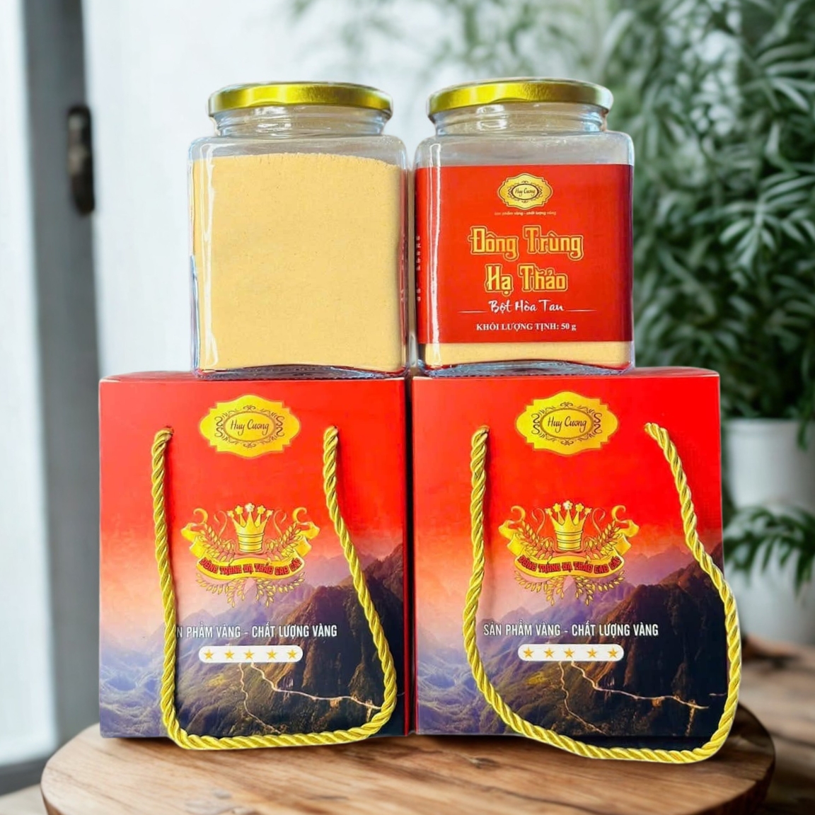Bột nấm đông trùng hạ thảo hòa tan Huy Cương (50g) từ đông trùng hạ thảo sấy khô thăng hoa ngâm mật ong, pha trà