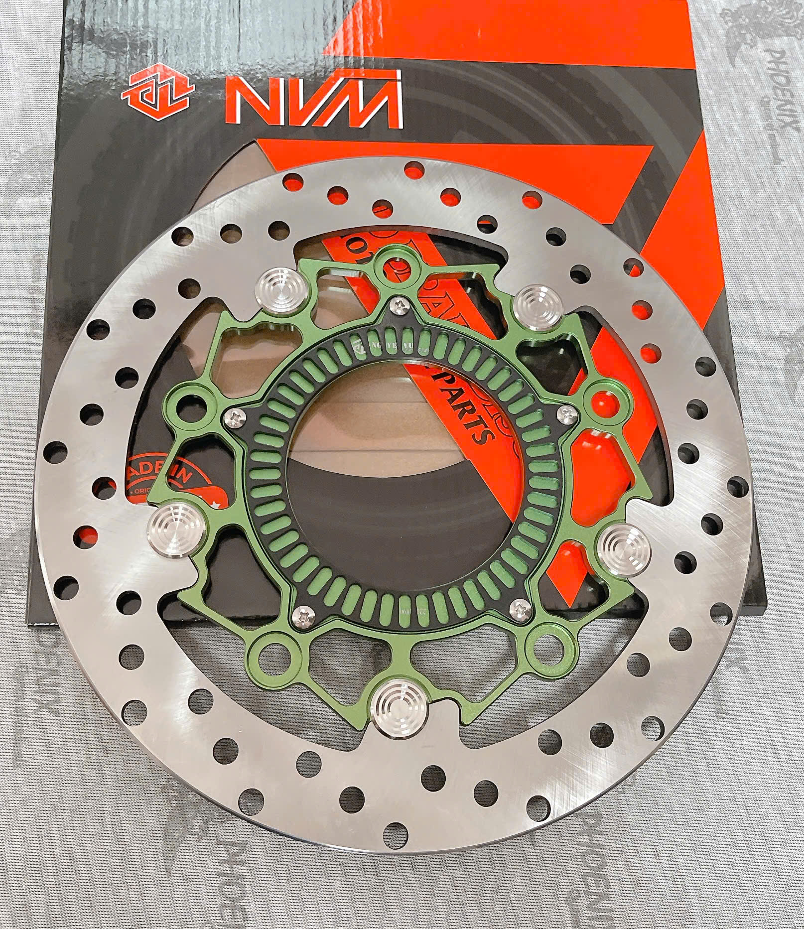 ( FreeShipp ) ĐĨA THẮNG TRƯỚC Cho Dòng Xe WINNER V4_ 5 LỖ_ SIZE 267MM_ Có Sẵn Lòng ABS_ NÚT INOX Bằng 304 SIÊU SÁNG_ MÀU XANH LÁ Nhé Ae !!! PVN8476.