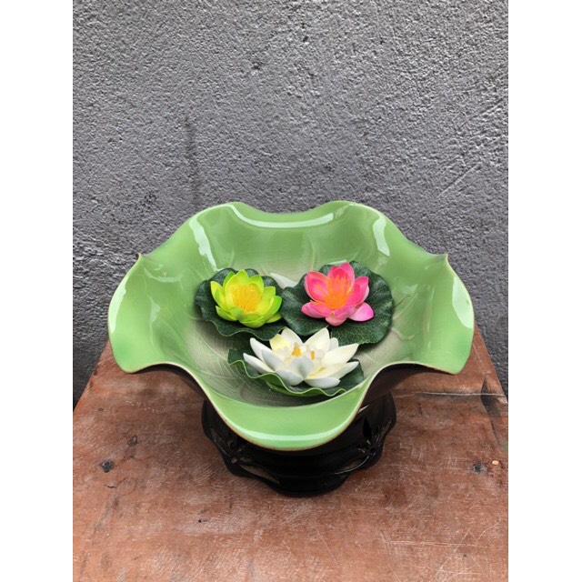 Bát thả hoa ban thần tài