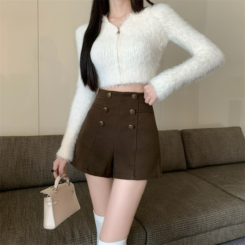 Quần short cạp cao ống rộng phối 6 cúc siêu xinh siêu hack dáng
