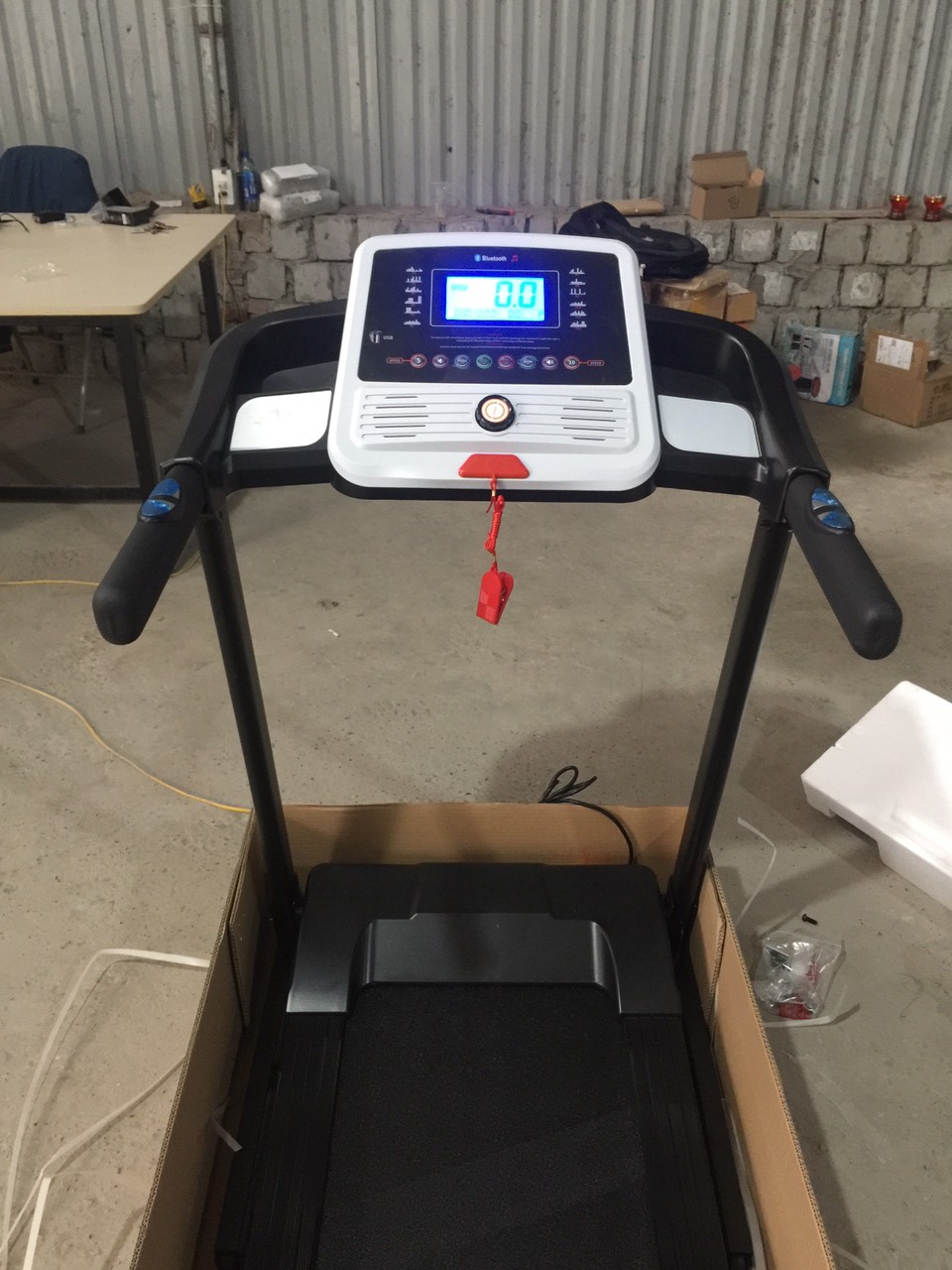 Máy chạy bộ, Máy chạy bộ đa năng F400 pro 2023, tốc độ 1-14km/h.thiết bị thể dục trong nhà không cần phải đến phòng tập