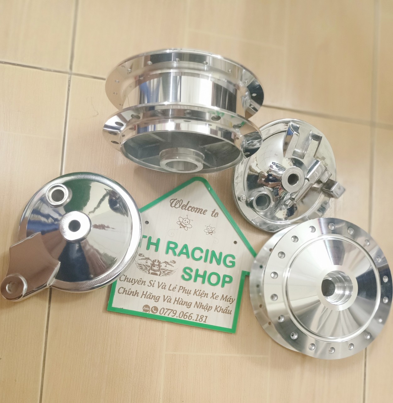 CẶP ĐÙM MẠ CROM KÈM MÁ ĐÙM TRƯỚC SAU GẮN VỪA CHO CÁC DÒNG XE DREAM CUB WAVE ĐÙM SẢN PHẨM MỚI CHẤT LƯỢNG TỐT NHANH TAY MUA NGAY TOP GIAN HÀNG UY TÍN