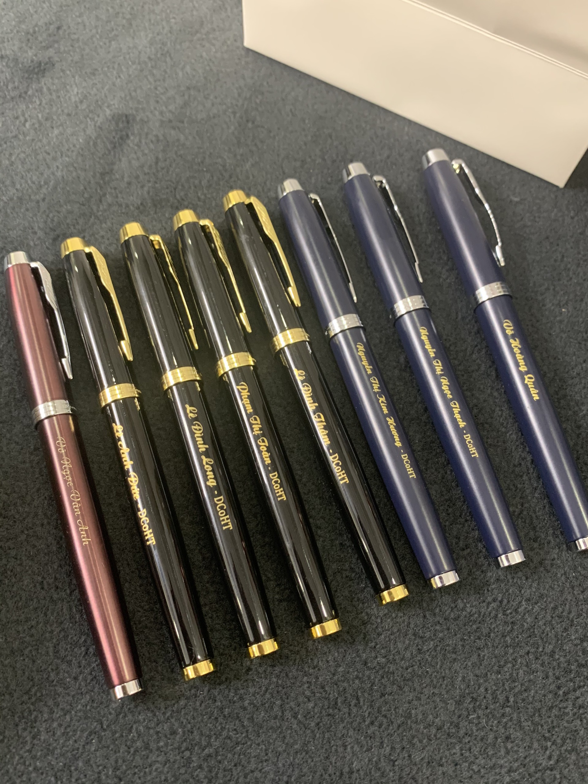 Bút ký Parker im chính hãng. Bút ký parker khắc theo tên riêng miễn phí