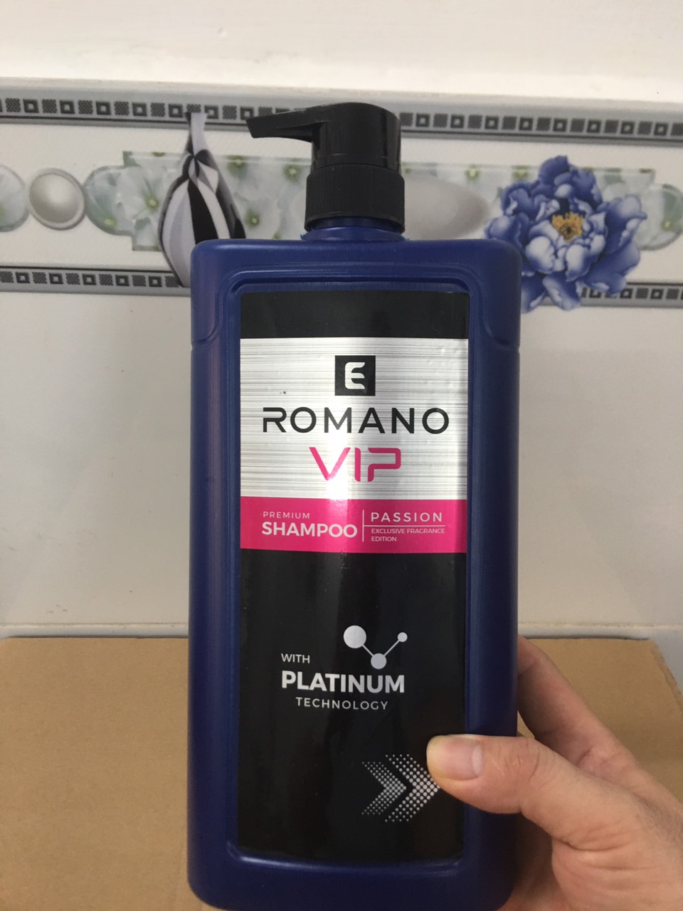 Dầu gội hương nước hoa Romano Vip Premium 1200ml