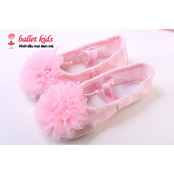 Giày múa ballet trẻ em - giày hồng đính hoa lớn gpk02