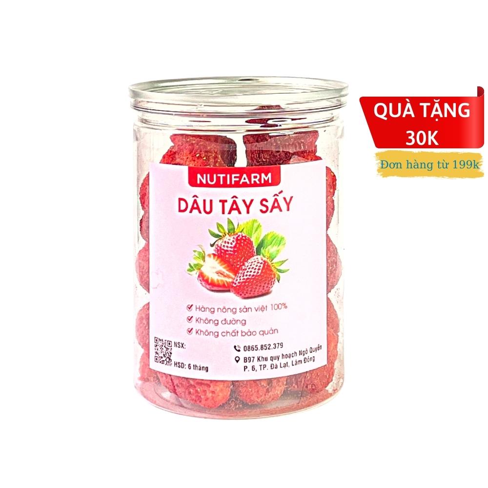 Dâu tây sấy giòn NutiFarm 120gr, dâu tây sấy khô không đường đặc sản đà lạt