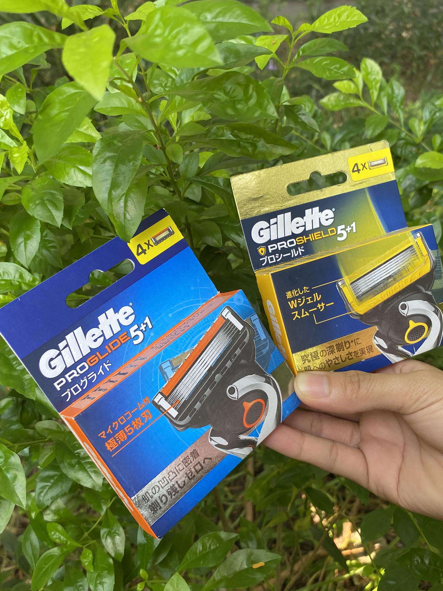 Vỉ 4 lưỡi dao cạo râu Gillette Fusion proglide 5+1 Nhật