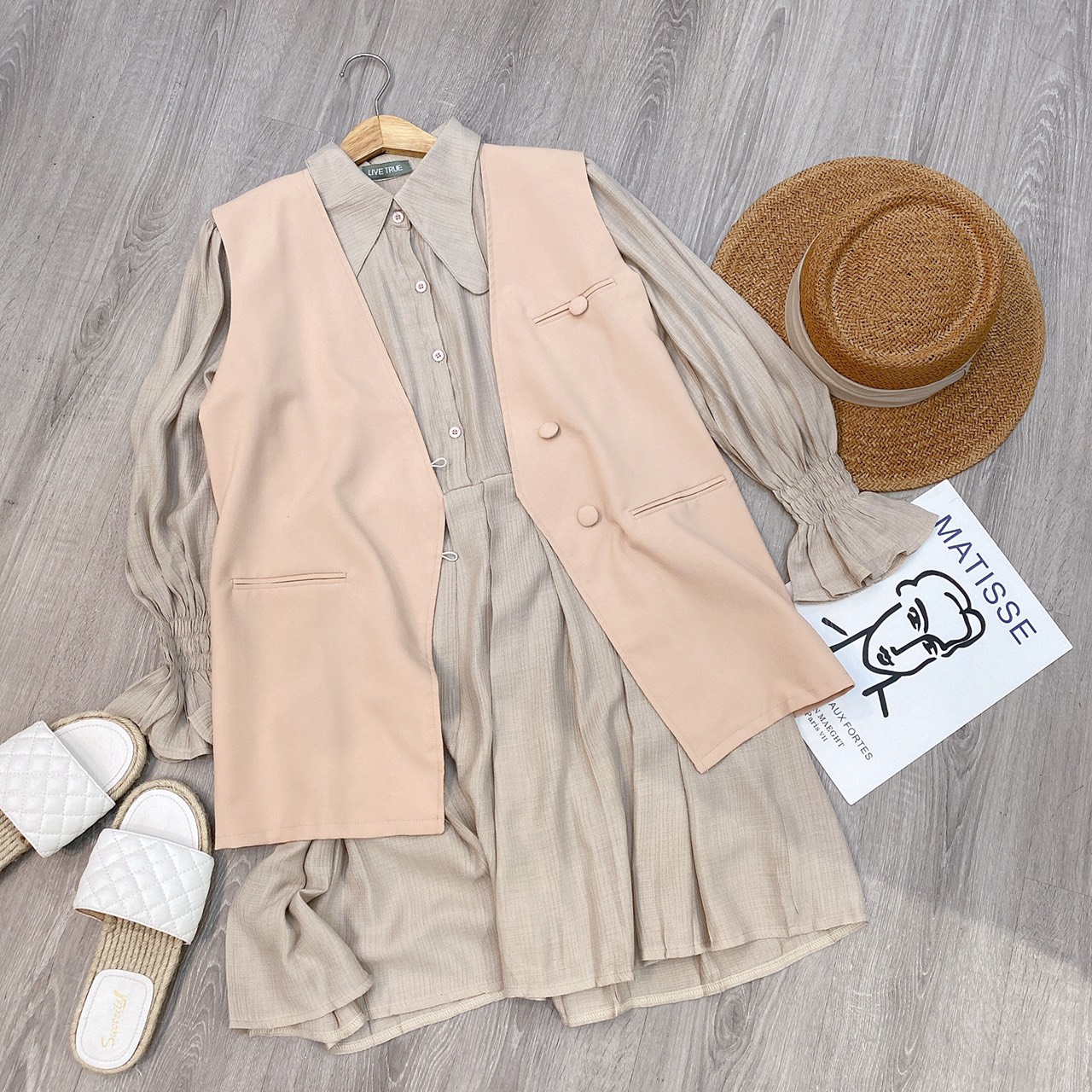 Set đầm sơmi kèm áo khoác gile
