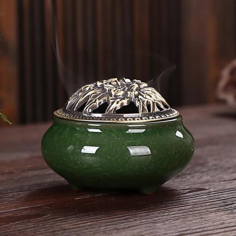Lư Xông Trầm Hương Nắp Đồng - Tặng Kèm 10 nụ trầm hương (màu xanh lá cây)