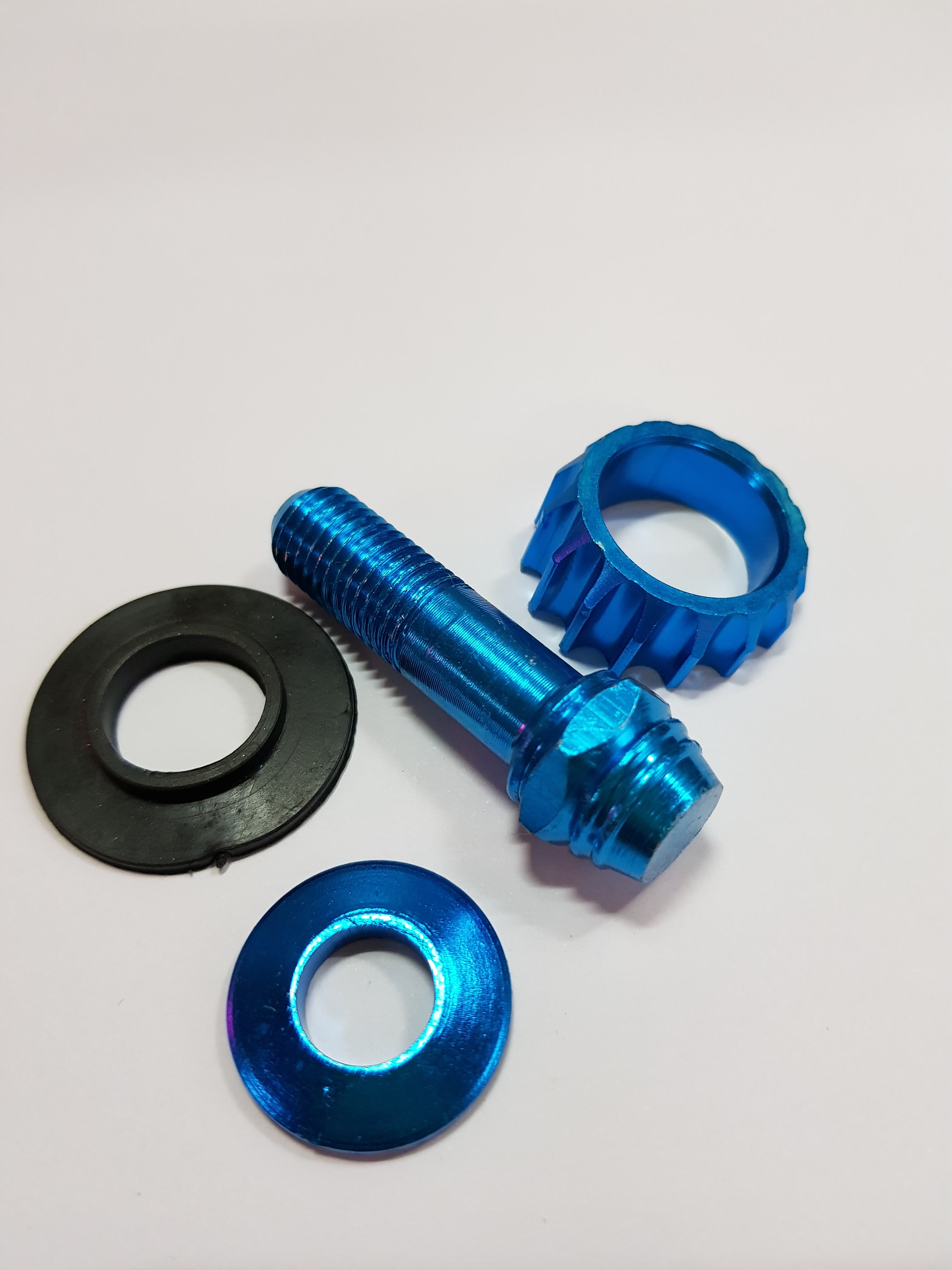 Ốc gắn chân kiếng xe máy rs