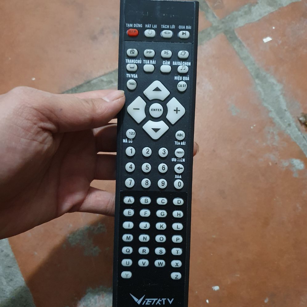 điều khiển Việt KTV