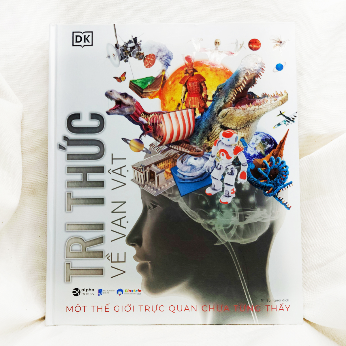 Sách - Tri Thức Về Vạn Vật - Một Thế Giới Trực Quan Chưa Từng Thấy