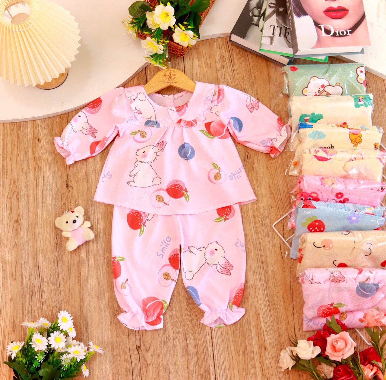 [HCM] Bộ bé gái hoạ tiết xinh xắn vải xốp mềm mại thoáng mát từ 5-15kg (nhiều màu)