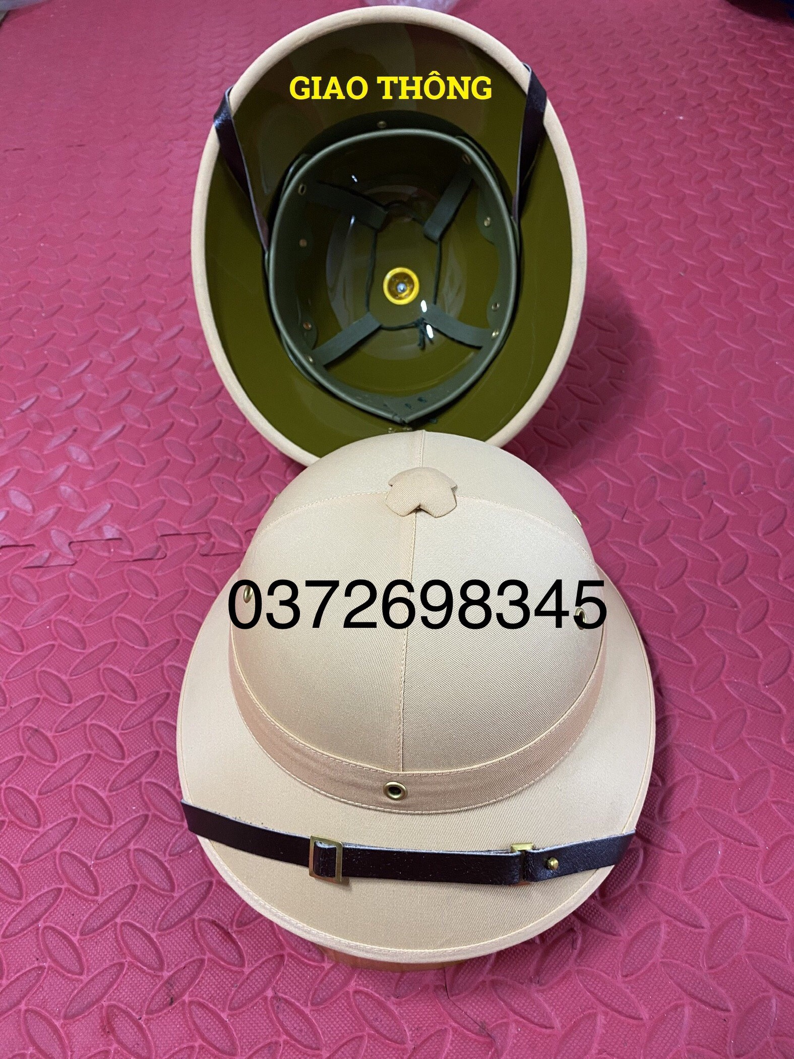 Mũ giao thông siêu cứng, siêu bền, không thấm nước, bao va đập, chịu nước tốt, tặng kèm sao