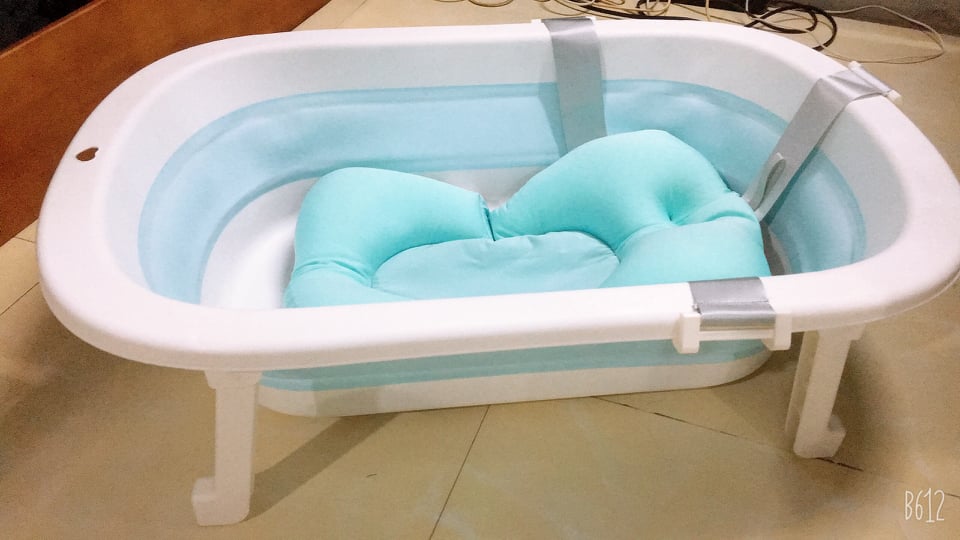 [SẴN HÀNG] Chậu Tắm Gấp Gọn Kèm Phao Tắm Cho Bé