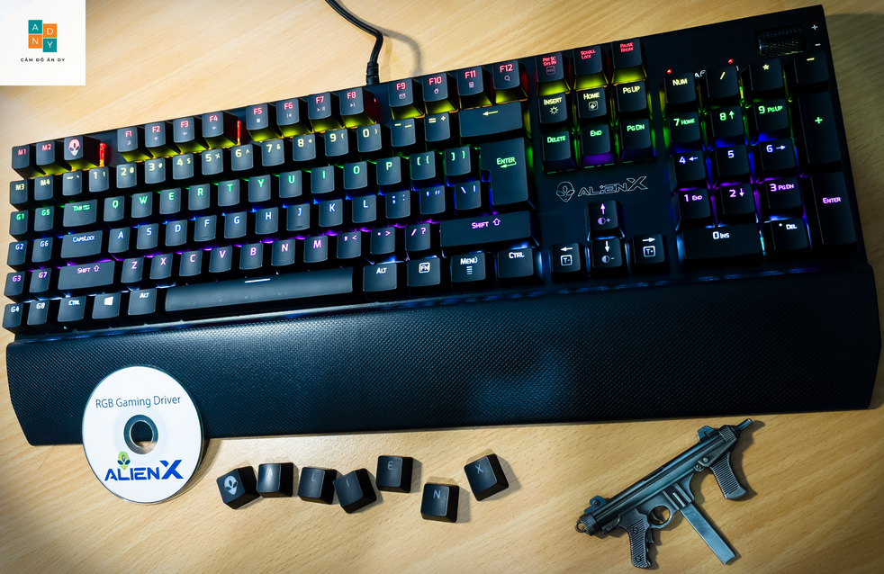 Bàn phím cơ gaming alienx axg1161 - led rgb - blue cherry switch