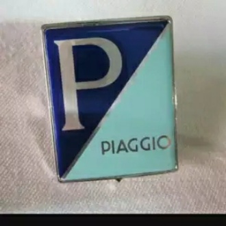 Logo Piaggio LX125