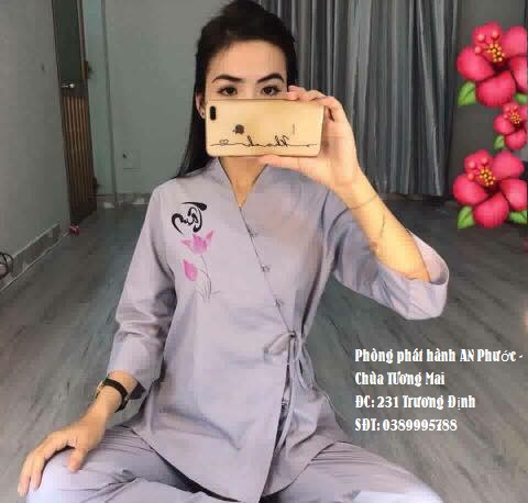 Bộ phật tử nữ - Mẫu buộc vạt chéo vẽ hoa sen