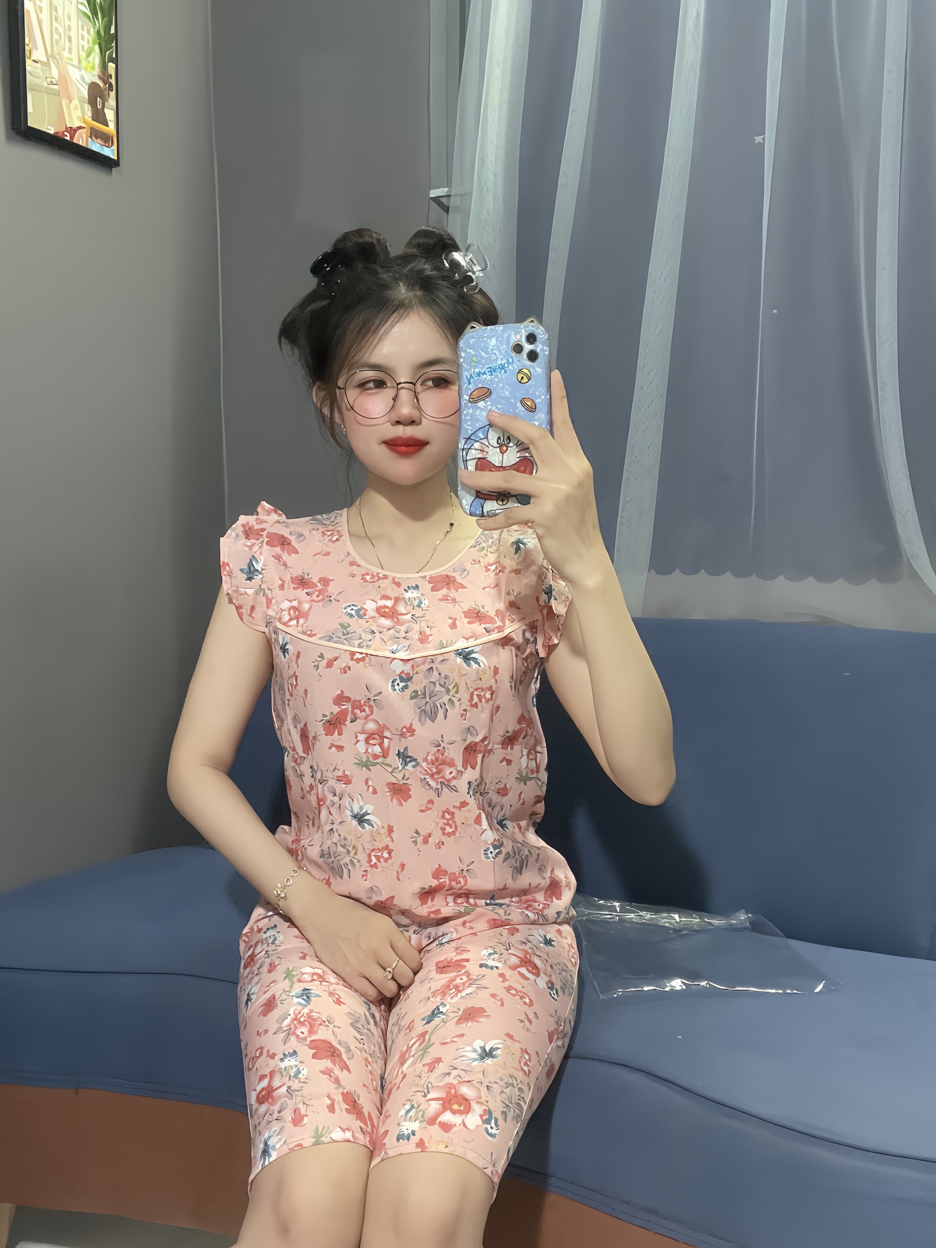 Bộ đồ lụa lửng hoa nhí mặc nhà tay cánh tiên mềm mát