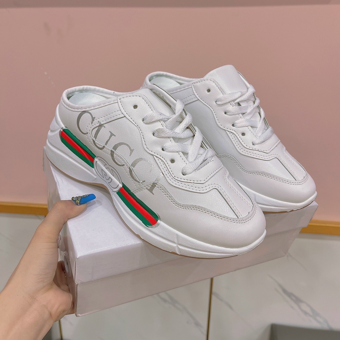 Giày Thể Thao Nữ, Sneaker Nữ Sục Nữ Độn Đế, Da Mềm in chữ Hàng Quảng Châu Cao Cấp