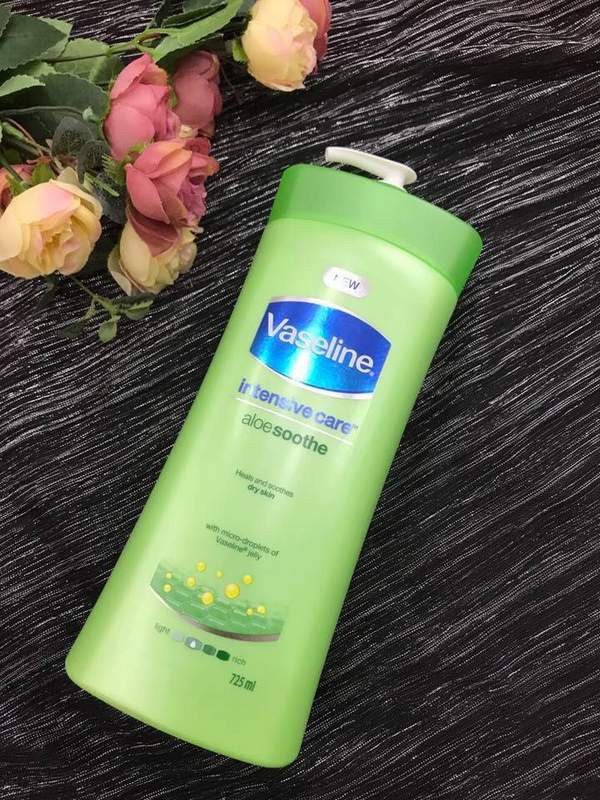 Sữa dưỡng da Vaseline 725 ml
