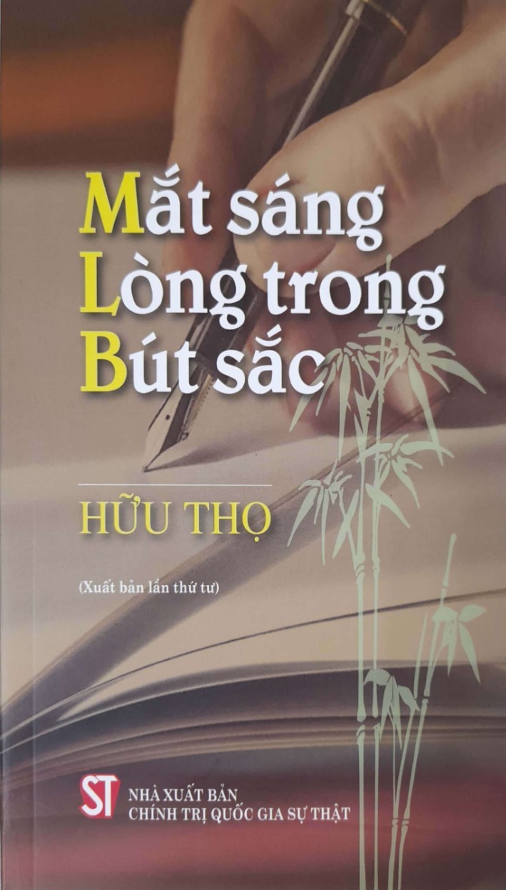 Mắt sáng, lòng trong, bút sắc