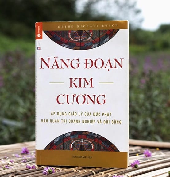 Sách - năng đoạn kim cương
