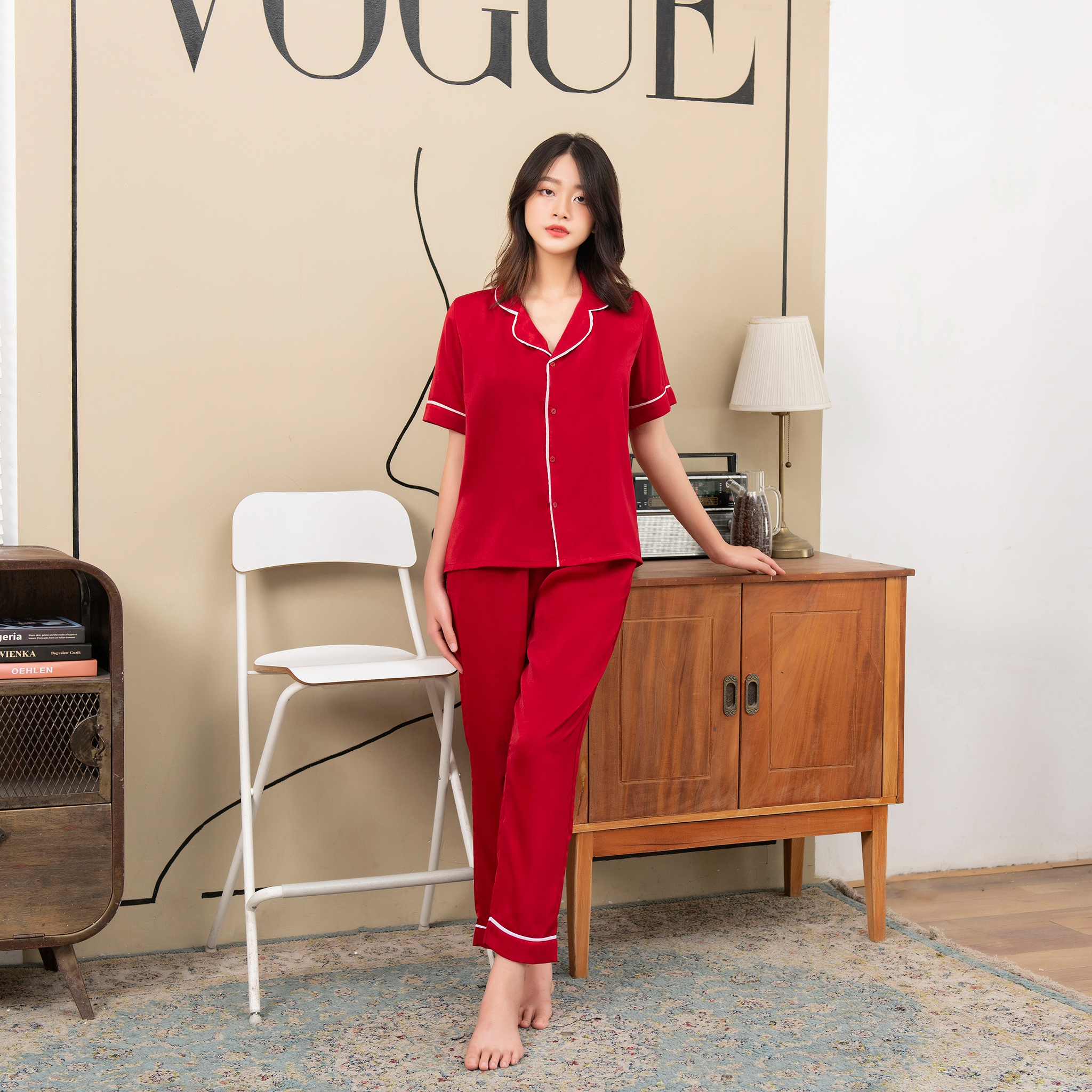 Bộ lụa pyjama tay ngắn quần dài chất liệu lụa pháp mềm mịn cao cấp không nhăn không xù