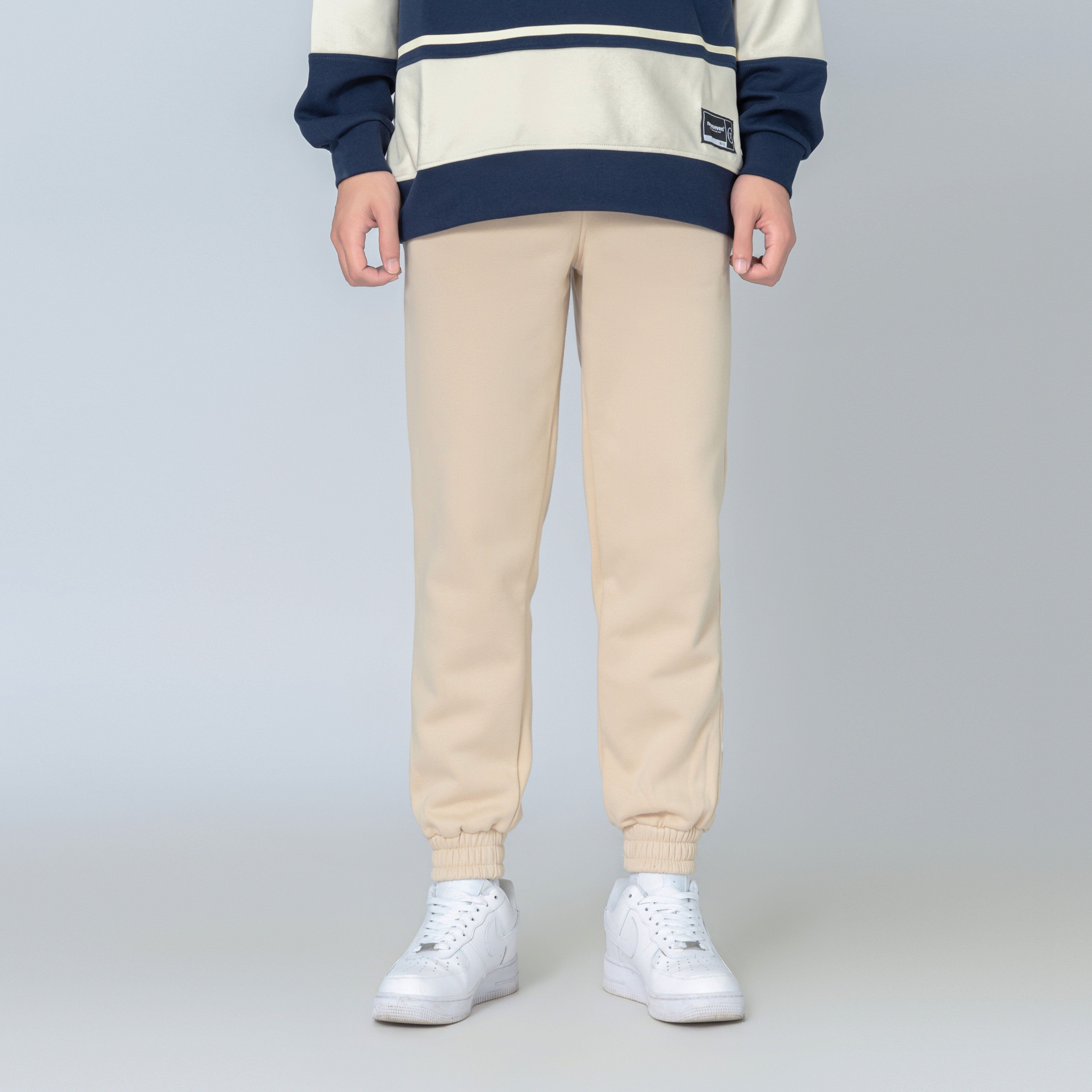 Quần jogger newseven creatch
