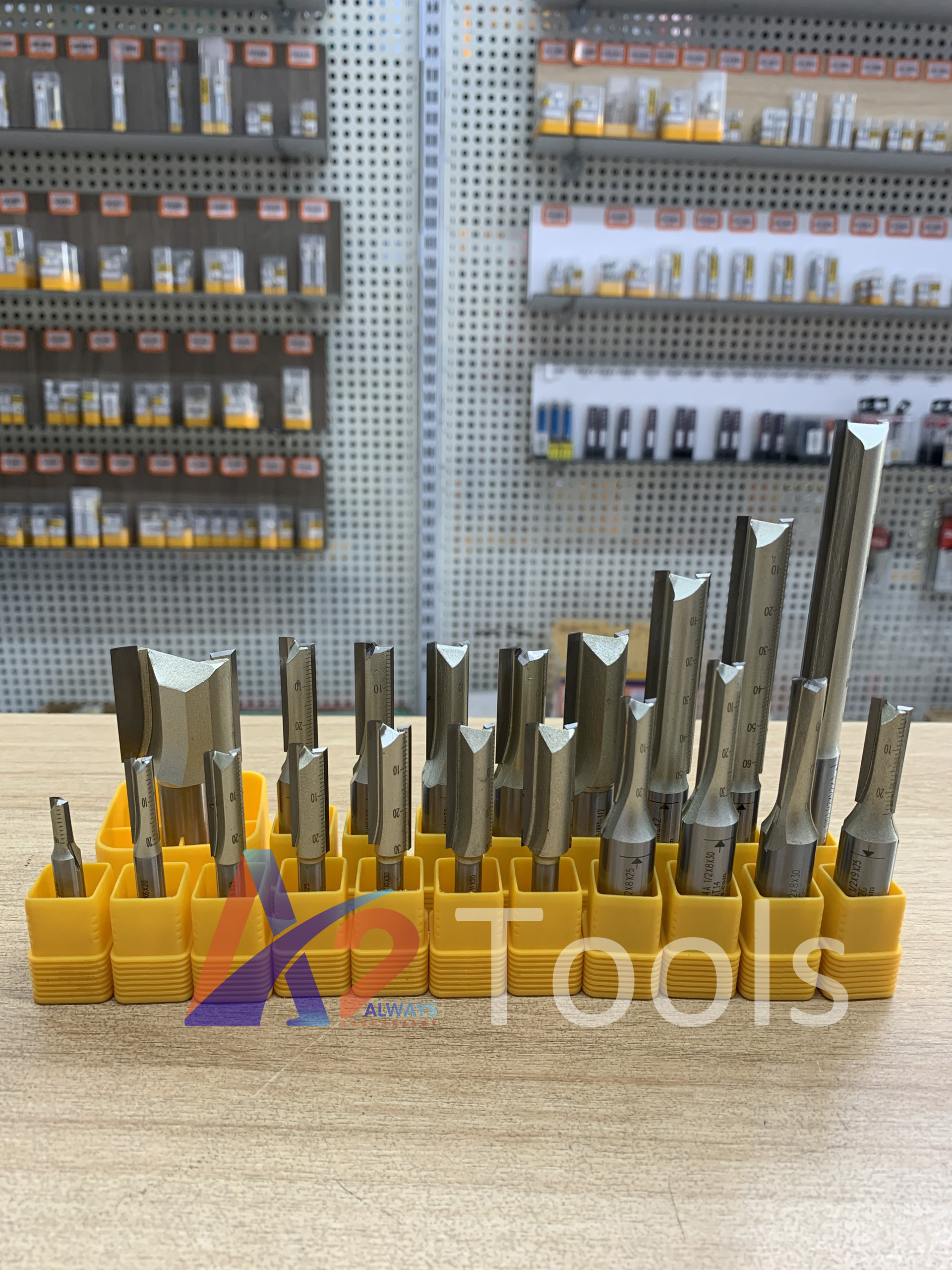 Mũi phay thẳng cốt 1/4" và cốt 1/2" arden - made in taiwan - giá 1 mũi