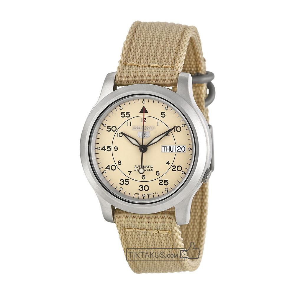 Đồng hồ nam dây dù Seiko 5 SNK803K2 (Vàng Kem) đường kính 37 mm, độ chịu nước 3ATM, máy cơ phong cách thể thao