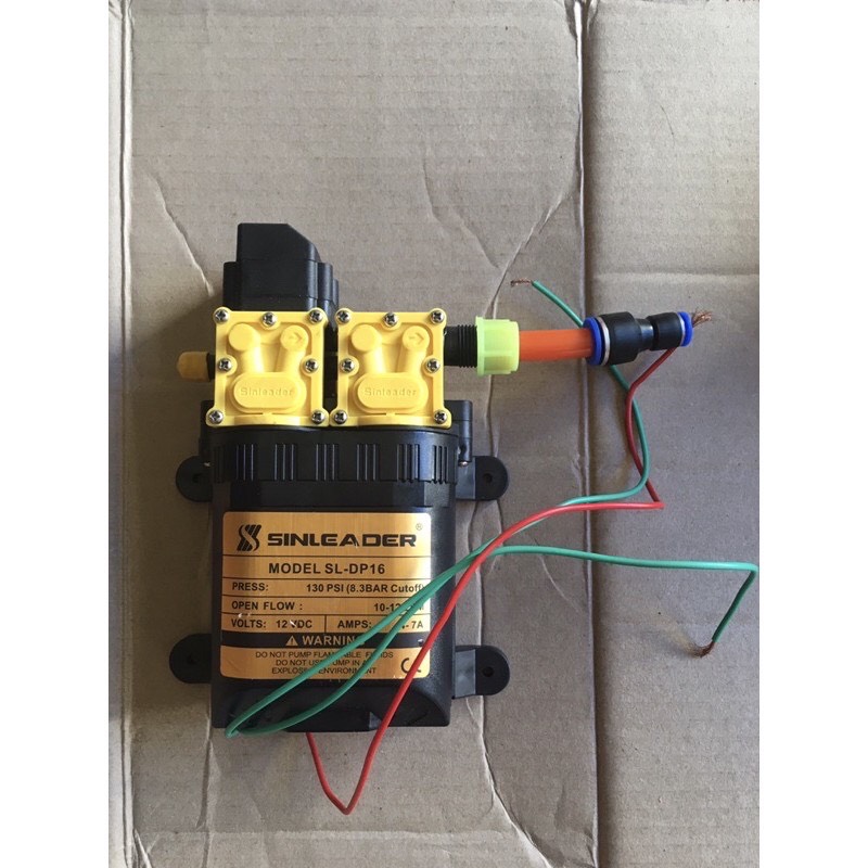 Bơm đôi sinleader mini 12v tặng kèm ống chuyển đầu ống 12li qua 8li bơm tự ngắt khi khóa van đầu ra