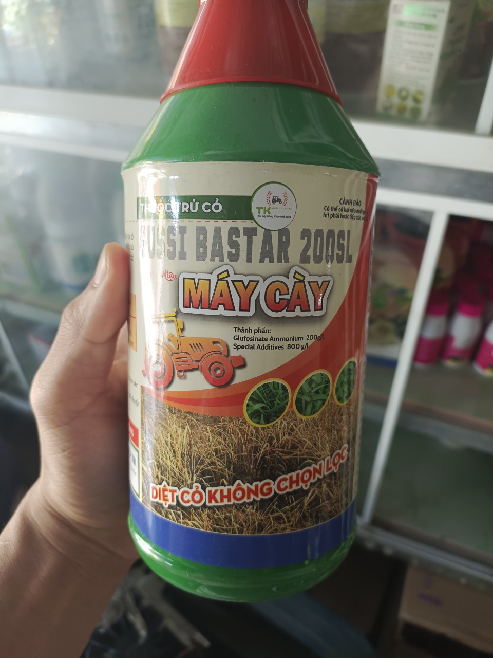 Cỏ Khai Hoang Thế hệ mới Hiệu Máy Cày 200sl, Trừ cỏ không chọn lọc. Tiêu diệt mọi lọai cỏ