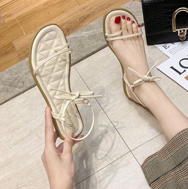 Sandal xỏ ngón nữ quai ngang mảnh da mềm, lót trần chỉ đế dẻo đi êm chân, 2 màu Kem + Đen xinh xắn - Mã S54