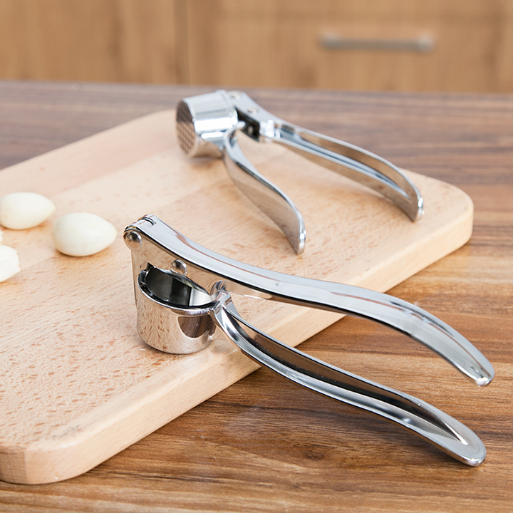 Dụng cụ ép tỏi ớt inox cầm tay - dụng cụ nhà bếp thông minh tiện lợi