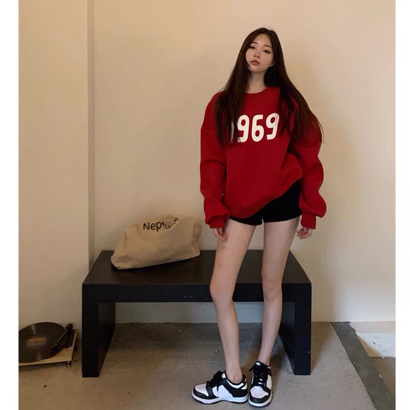 Áo nỉ sweater 1969