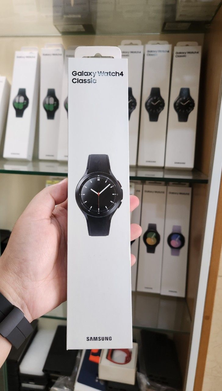Đồng Hồ Thông Minh Samsung Galaxy Watch4 classic 46mm Hàng chính hãng
