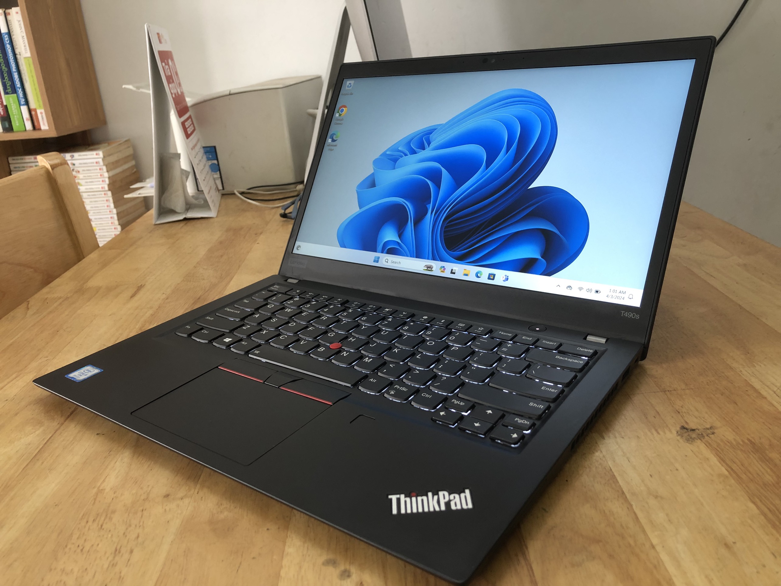 THINKPAD T490 CORE I7 8565U RAM 8G SSD 256G 14INCH FHD IPS